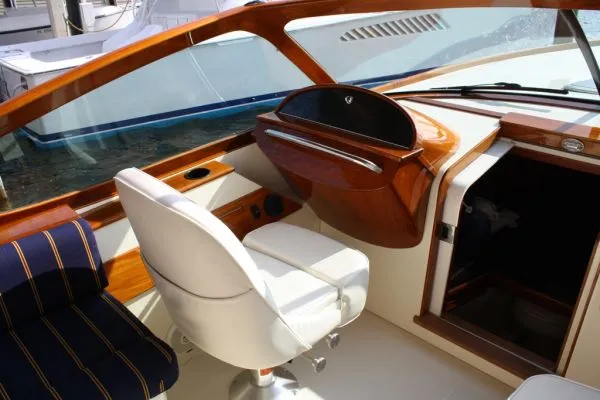 Slide: The Image of Hinckley Yachts Talaria R 2003 - 9