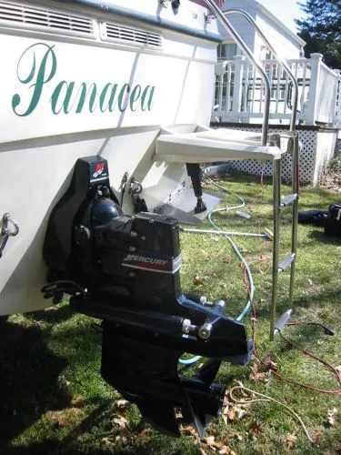 Slide: The Image of Bayliner Trophy 2052 2004 - 2