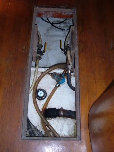 Slide: The Image of Southern Cross Cutter 1985 - 11