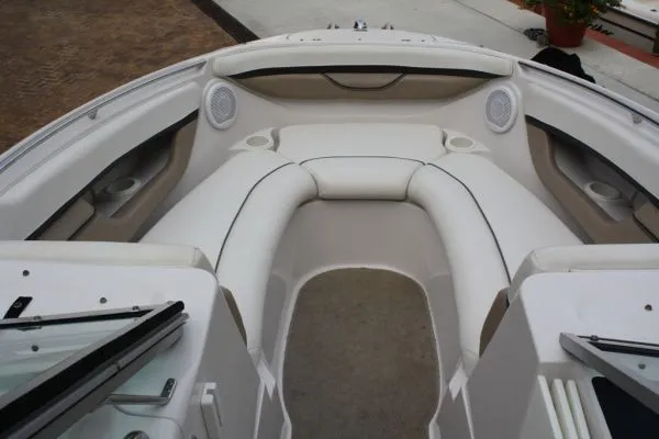 Slide: The Image of Four Winns 250 Horizon 2005 - 5