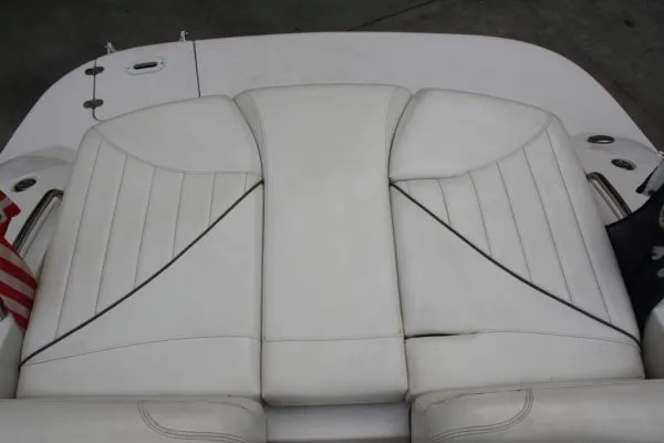 Slide: The Image of Four Winns 250 Horizon 2005 - 9