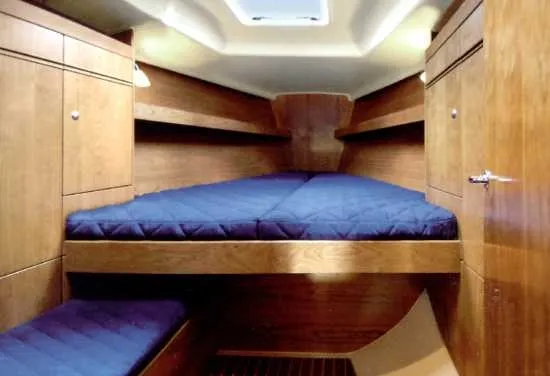 Slide: The Image of Dehler 2000 - 5