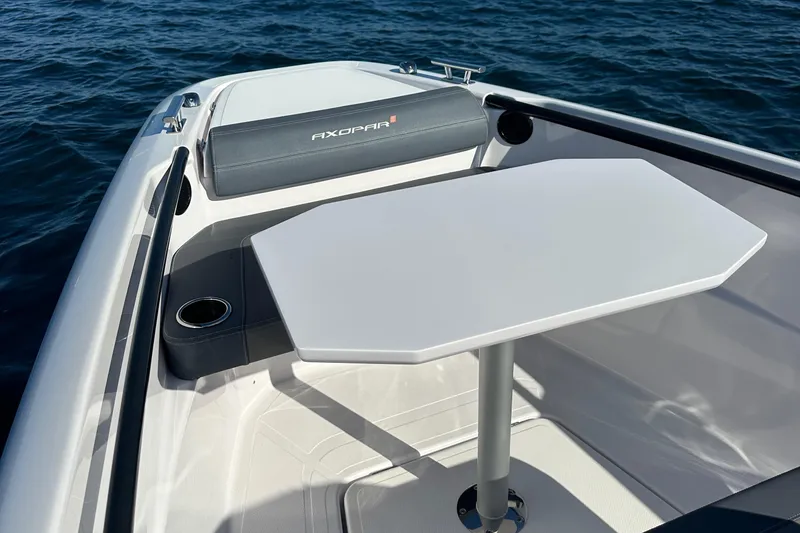 Slide: The Image of Table in Bow - 26