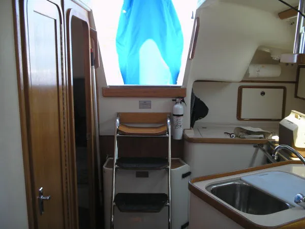 Slide: The Image of Catalina 320 1998 - 11