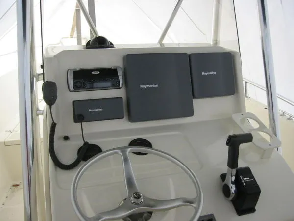 Slide: The Image of Pursuit 2470 Center Console 2003 - 2