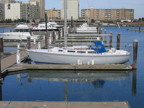 Slide: The Image of Catalina Tall Rig 1985 - 1