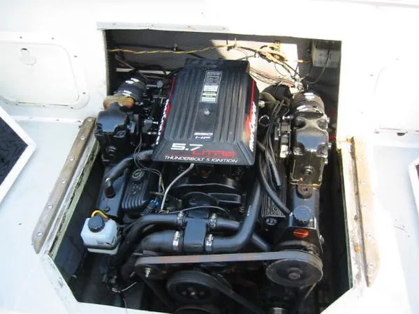 Slide: The Image of Chris-Craft Sea Hawk 254 1986 - 6