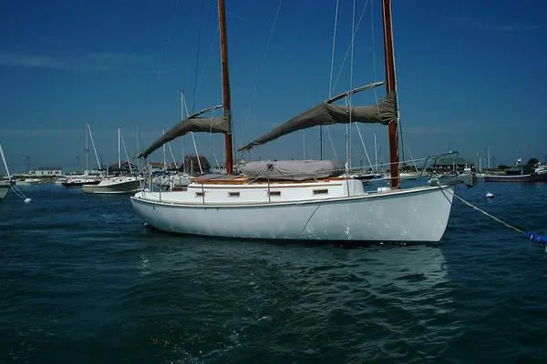 Slide: The Image of Cat Ketch Corporation 31'Halsey Herreshoff Cat Ketch 1981 - 0