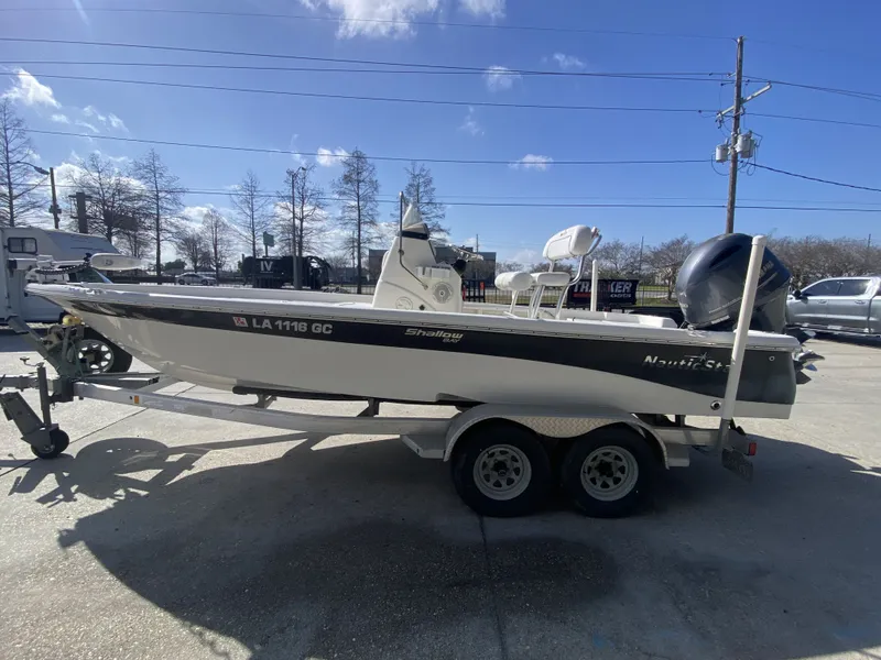 Slide: The Image of NauticStar 214 XTS Shallow Bay 2014 - 5