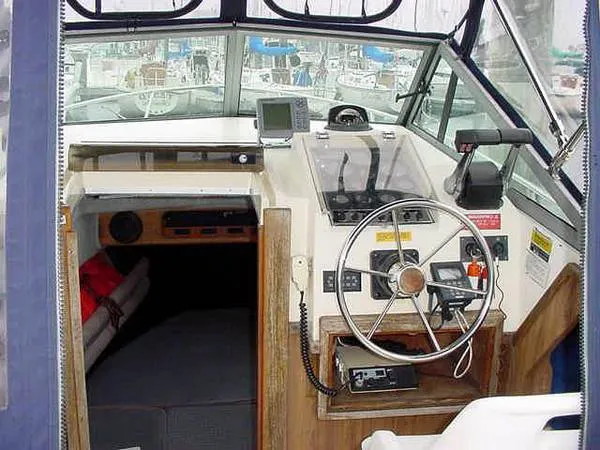 Slide: The Image of Hydra-Sports 2500 Vectra W/A 1990 - 4