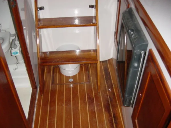 Slide: The Image of Northern Bay Newman Downeast Sedan 2007 - 5