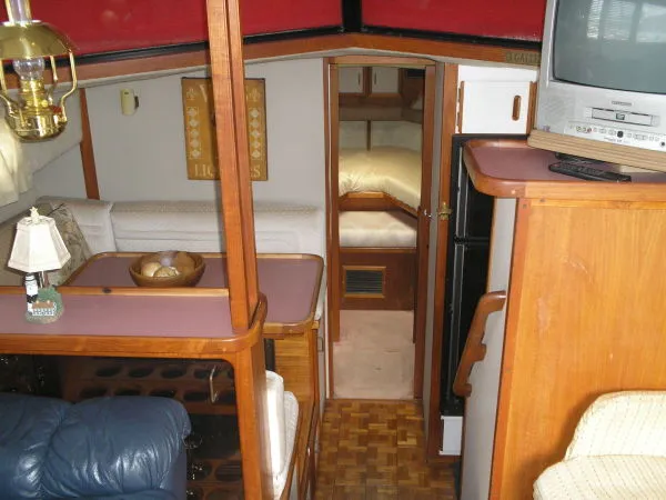 Slide: The Image of Carver Yachts 3607 Aft Cabin 1986 - 7