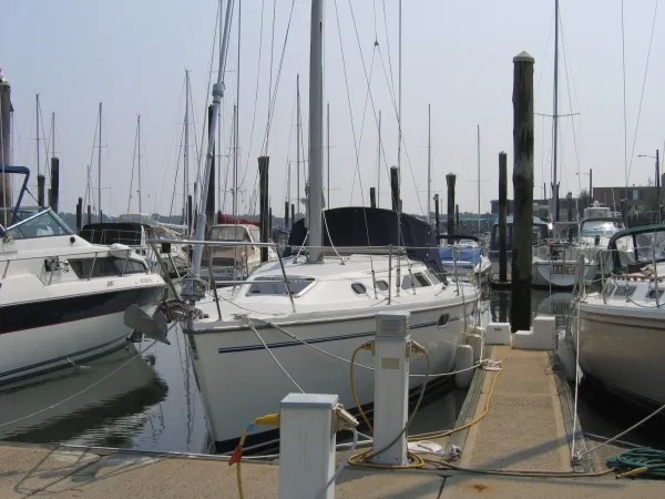 Slide: The Image of Catalina 320 2002 - 0
