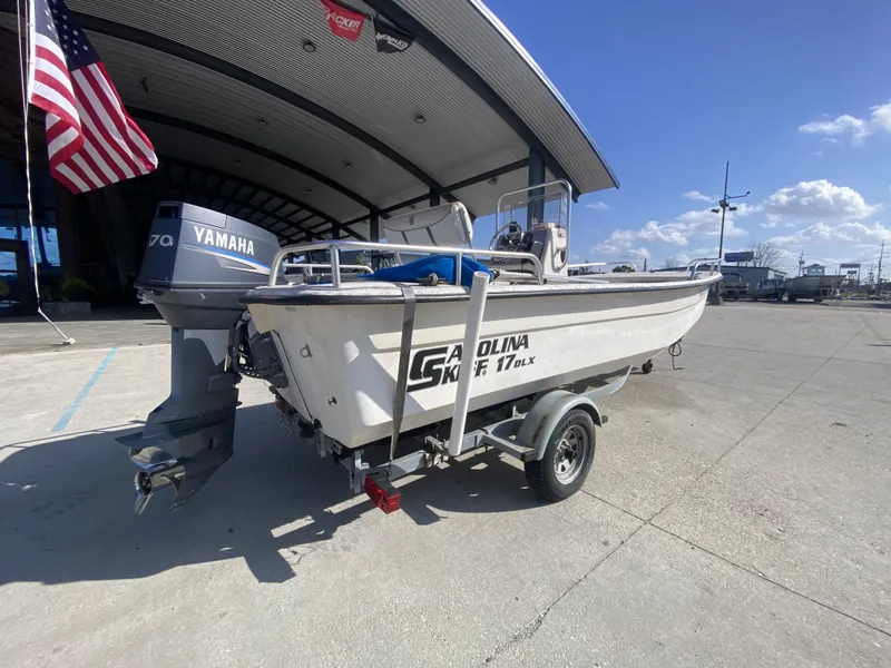 Slide: The Image of Carolina 17 DLX 2007 - 10