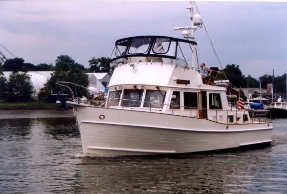 Slide: The Image of Grand Banks 42 Classic 2002 - 0