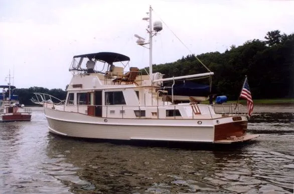 Slide: The Image of Grand Banks 42 Classic 2002 - 2