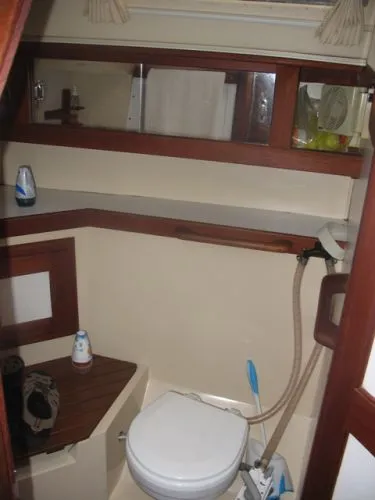 Slide: The Image of Catalina 34 Tall Rig 1989 - 9