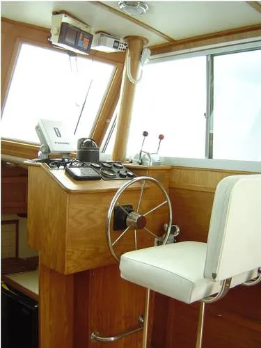 Slide: The Image of Cape Dory Flybridge Cruiser 1990 - 5