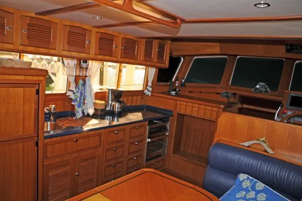 Slide: The Image of Selene Trawler 2007 - 8