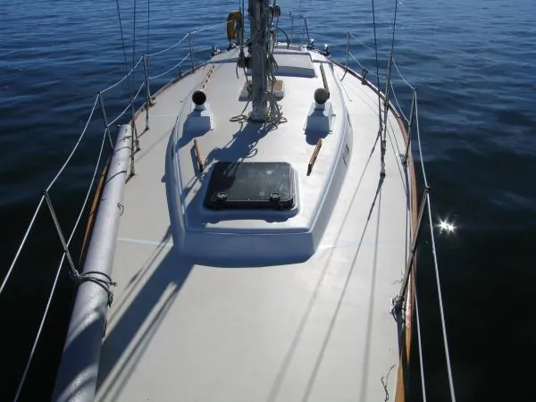 Slide: The Image of Pearson Sloop 1975 - 6