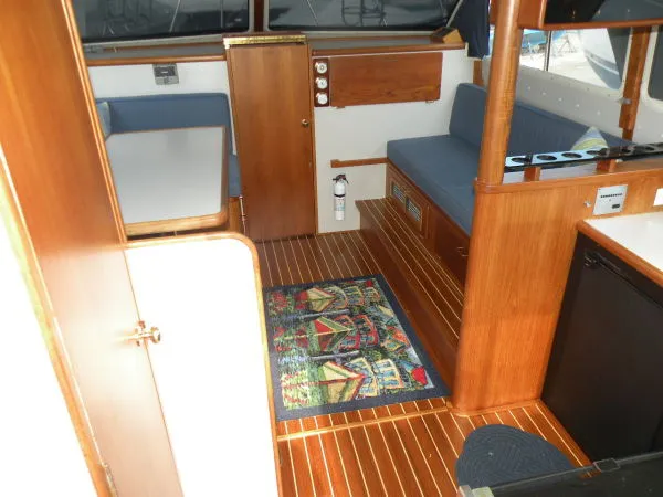 Slide: The Image of Tollycraft SPORT CRUISER 1988 - 4