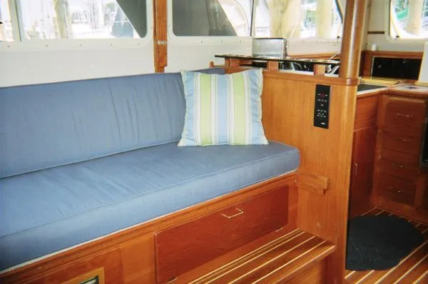 Slide: The Image of Tollycraft SPORT CRUISER 1988 - 8
