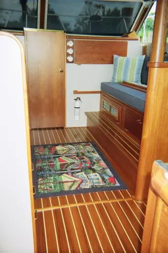 Slide: The Image of Tollycraft SPORT CRUISER 1988 - 9
