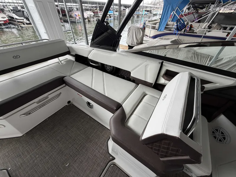 Slide: The Image of Cobalt R6 2023 - 12