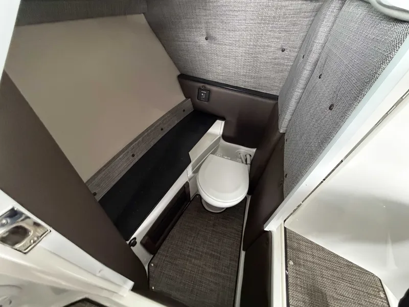 Slide: The Image of Cobalt R6 2023 - 15