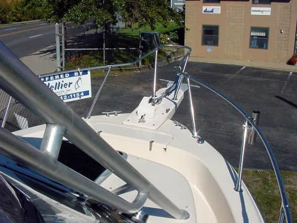 Slide: The Image of Grady-White 282 SAILFISH 2002 - 1