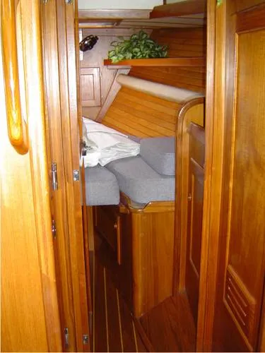 Slide: The Image of Valiant Cutter 1990 - 1