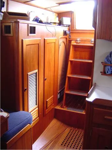 Slide: The Image of Valiant Cutter 1990 - 11