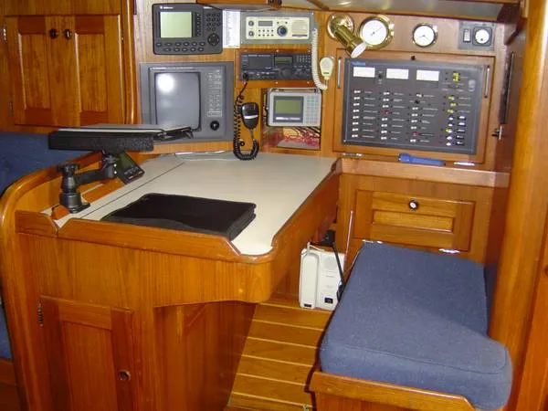 Slide: The Image of Valiant Cutter 1990 - 9