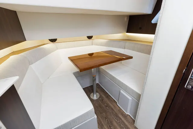 Slide: The Image of Cruisers Yachts 38 2020 - 39