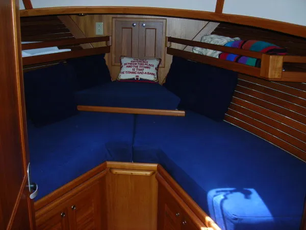 Slide: The Image of Pacific Seacraft 38T NEW PICS 2001 - 3