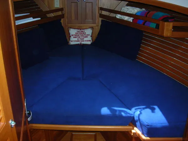 Slide: The Image of Pacific Seacraft 38T NEW PICS 2001 - 4