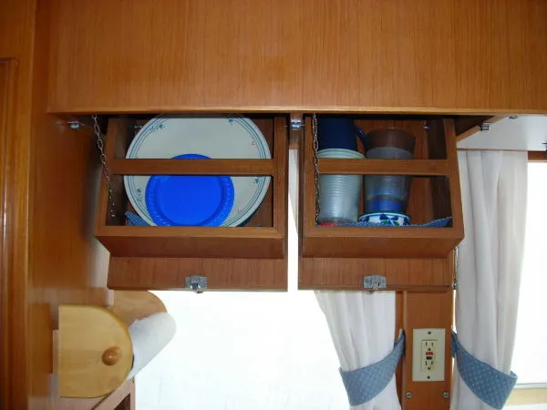 Slide: The Image of Island Gypsy Europa Flybridge Sedan Trawler 2000 - 4