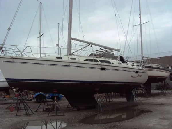 Slide: The Image of Catalina 350 2003 - 0