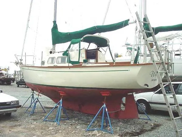 Slide: The Image of Tartan Yawl 1974 - 5