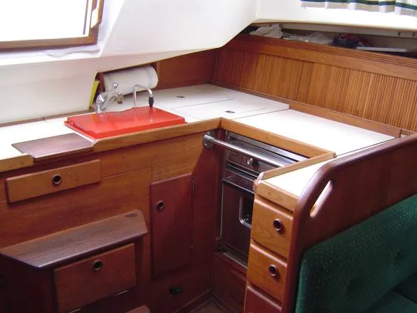 Slide: The Image of Sabre Sloop 1985 - 6