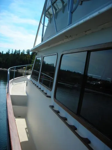 Slide: The Image of Californian Flybridge Sedan Trawler 1983 - 4