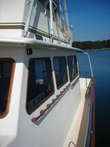 Slide: The Image of Californian Flybridge Sedan Trawler 1983 - 8