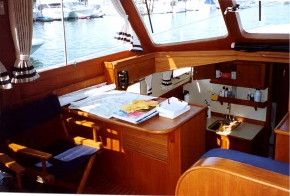 Slide: The Image of Eastbay Flybridge Sedan 1996 - 4