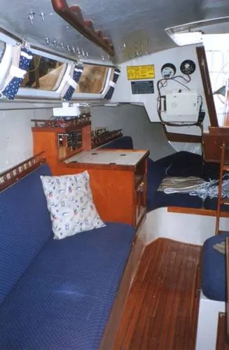 Slide: The Image of Catalina Sloop 1980 - 3