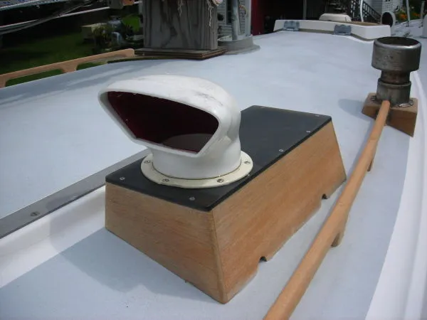 Slide: The Image of Pearson P30 CLEAN 1972 - 2
