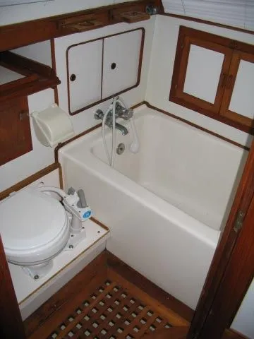 Slide: The Image of Albin Classic Trawler 1979 - 10