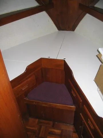 Slide: The Image of Albin Classic Trawler 1979 - 11