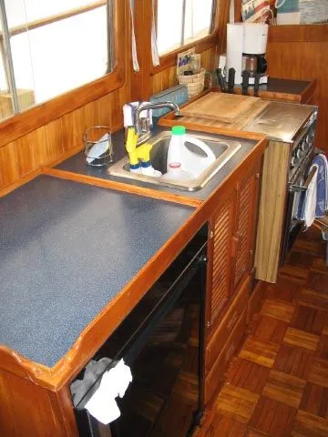 Slide: The Image of Albin Classic Trawler 1979 - 8