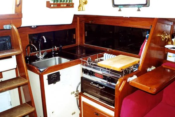 Slide: The Image of Allied Boat Company Seawind Mk II - Ketch 1981 - 3