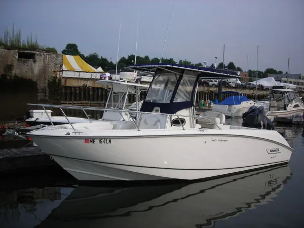 Slide: The Image of Boston Whaler OUTRAGE 2008 - 0